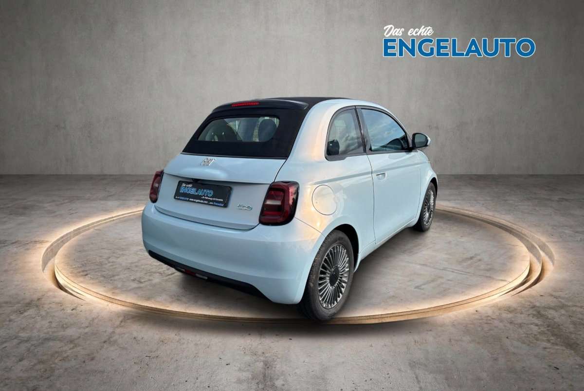 Fahrzeugbild eines Fiat 500