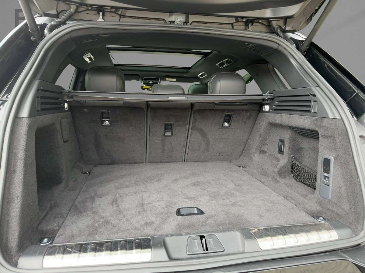 Fahrzeugbild eines Land Rover Range Rover Sport