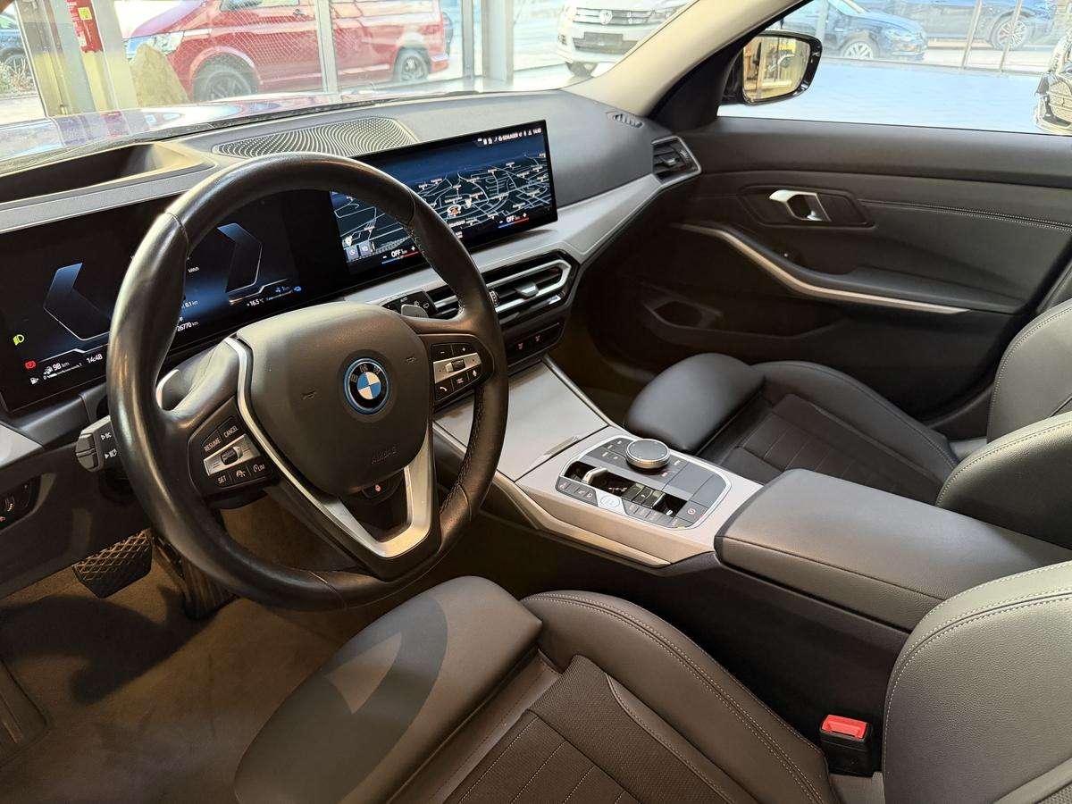 Fahrzeugbild eines BMW 3er-Reihe