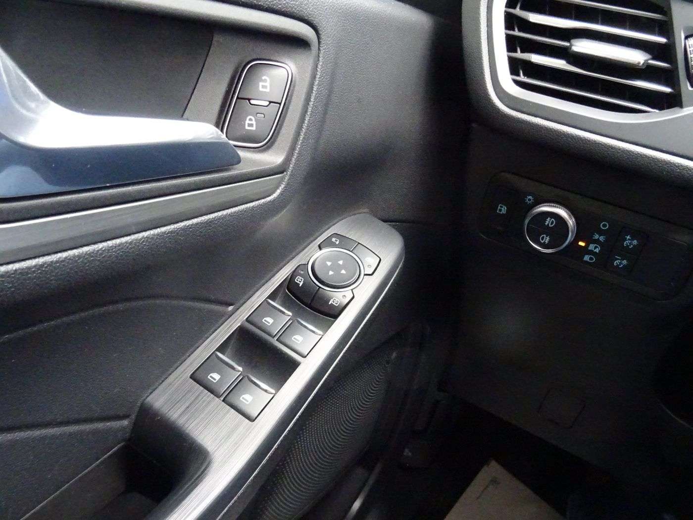 Fahrzeugbild eines Ford Kuga