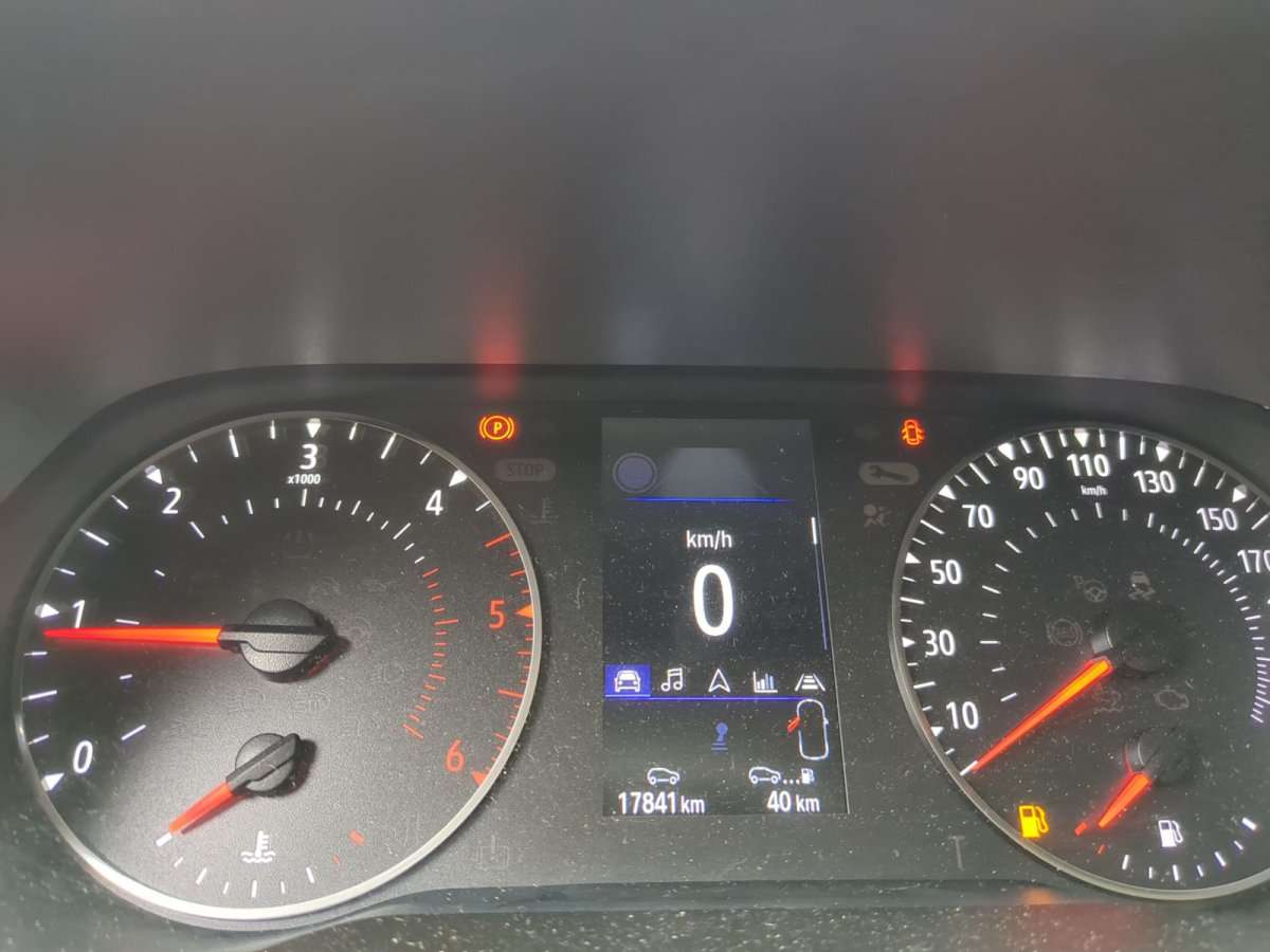 Fahrzeugbild eines Nissan Primastar