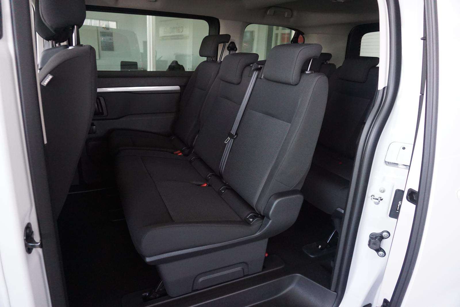 Fahrzeugbild eines Opel Zafira Life