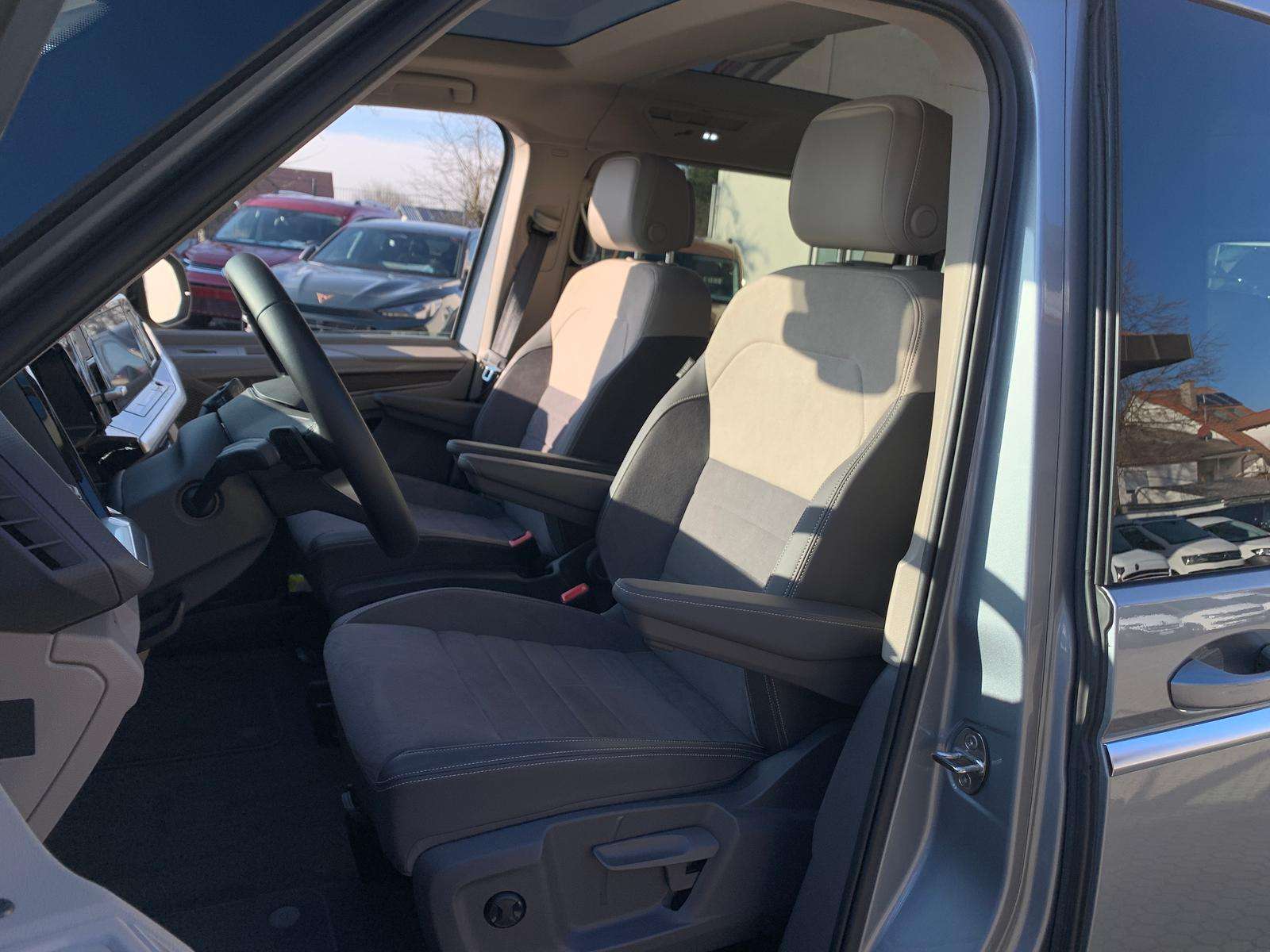 Fahrzeugbild eines Volkswagen Multivan