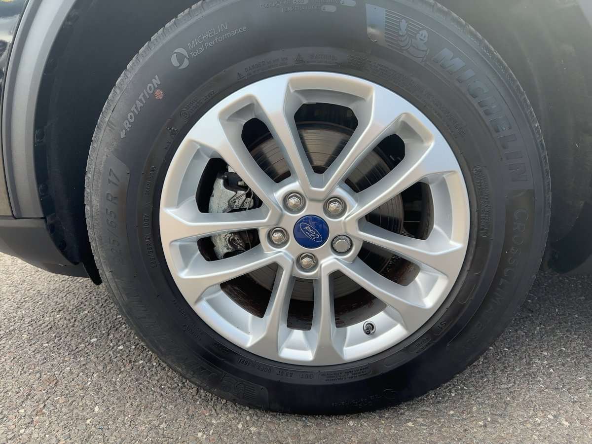 Fahrzeugbild eines Ford Kuga