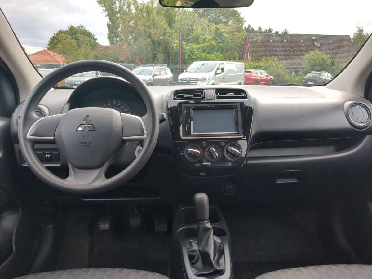 Fahrzeugbild eines Mitsubishi Space Star