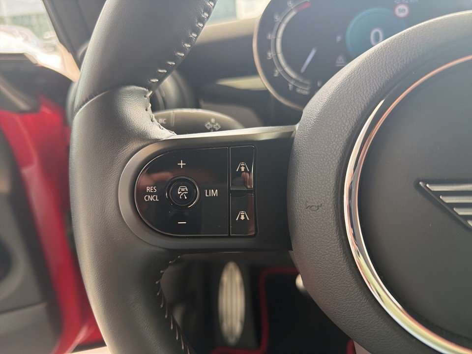 Fahrzeugbild eines MINI COOPER