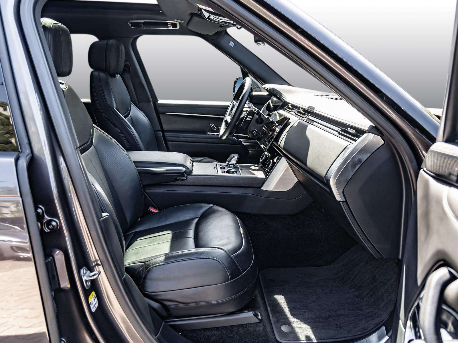 Fahrzeugbild eines Land Rover Range Rover