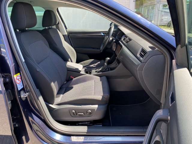 Fahrzeugbild eines Skoda Superb