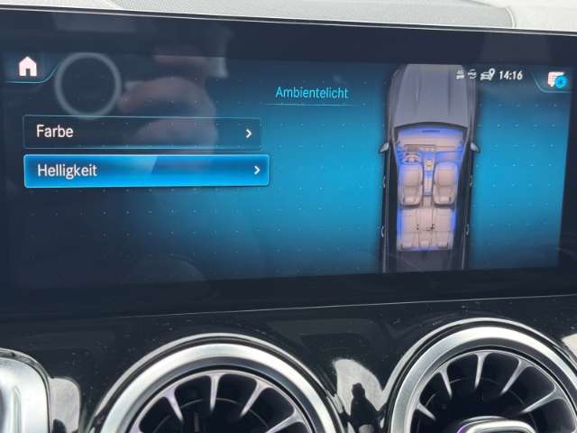 Fahrzeugbild eines Mercedes-Benz GLB