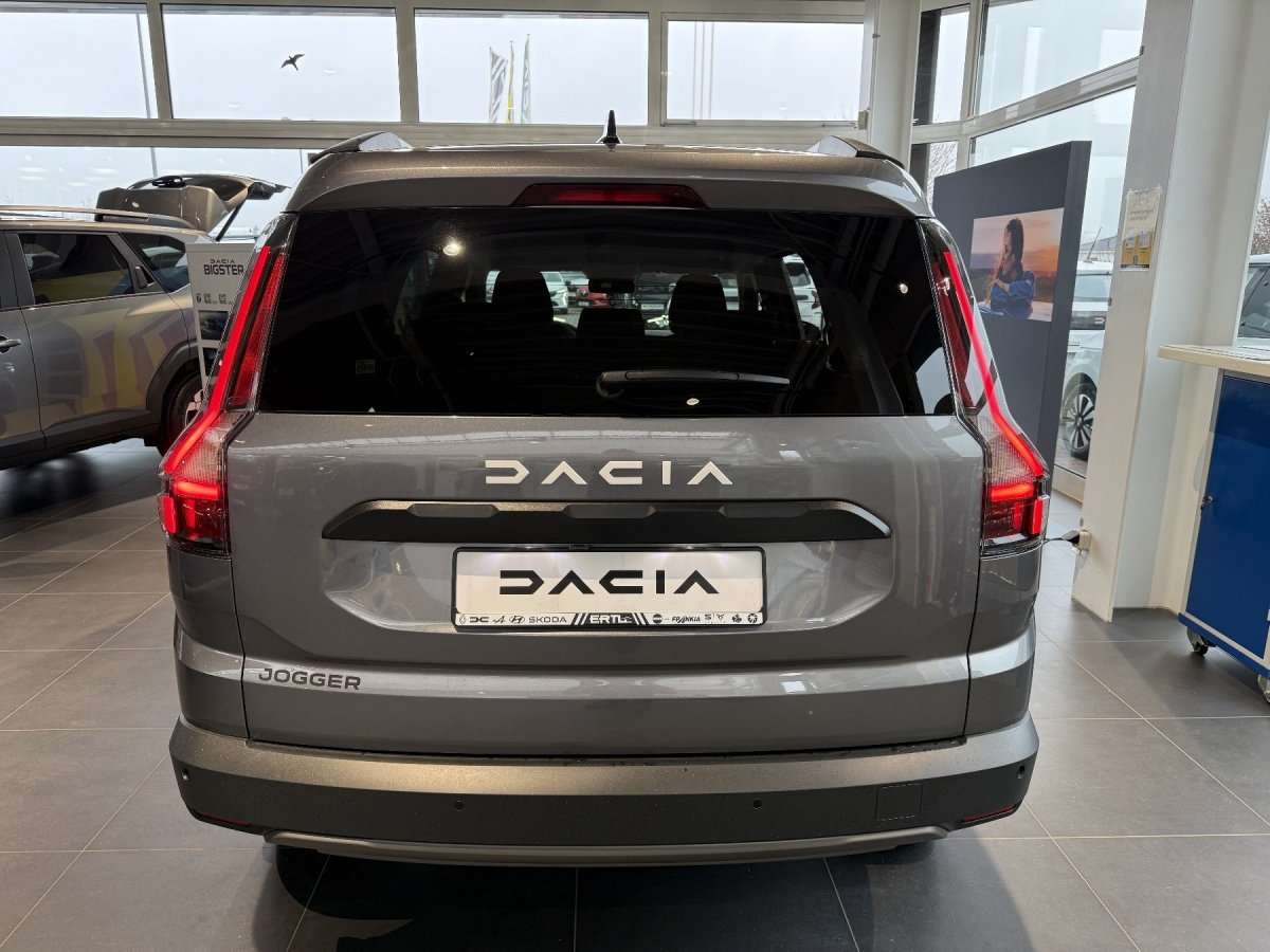 Fahrzeugbild eines Dacia Jogger