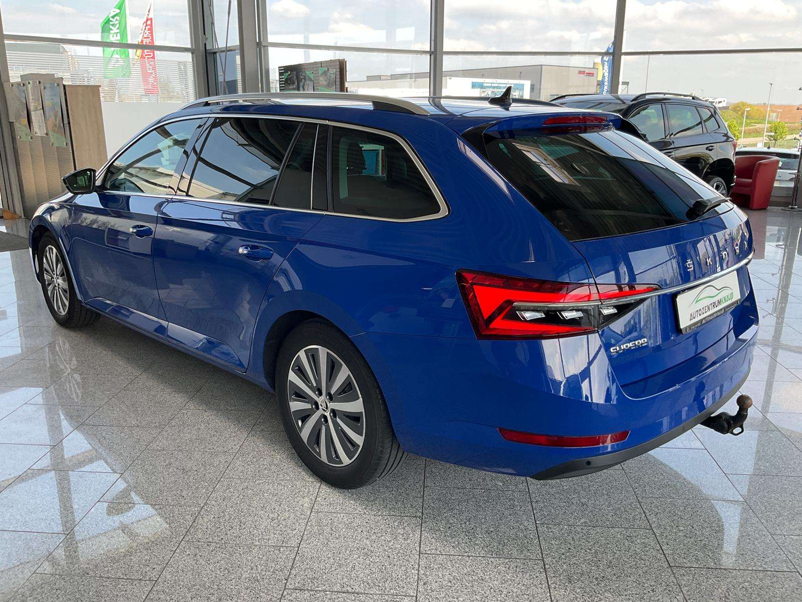 Fahrzeugbild eines Skoda Superb