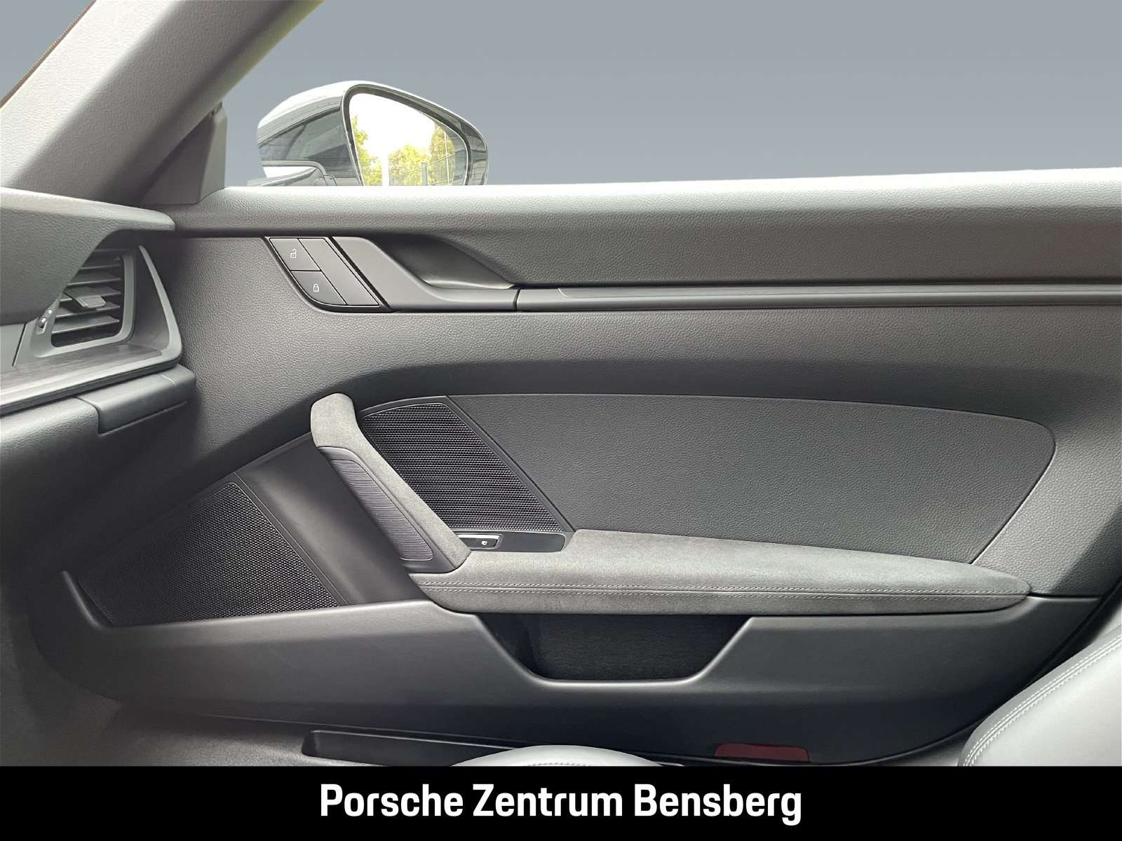 Fahrzeugbild eines Porsche 911