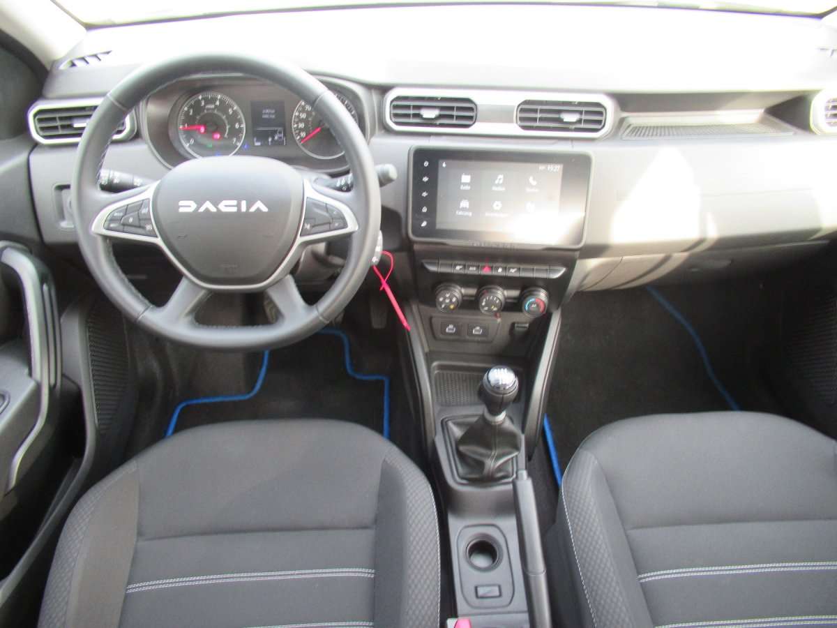 Fahrzeugbild eines Dacia Duster