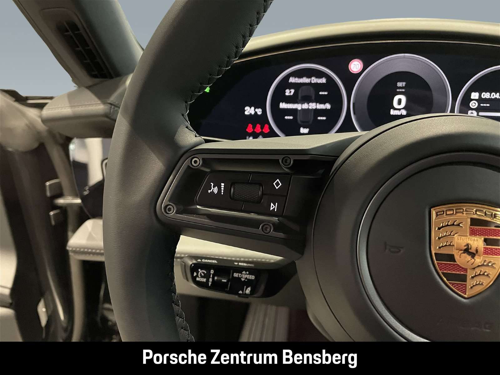 Fahrzeugbild eines Porsche Taycan