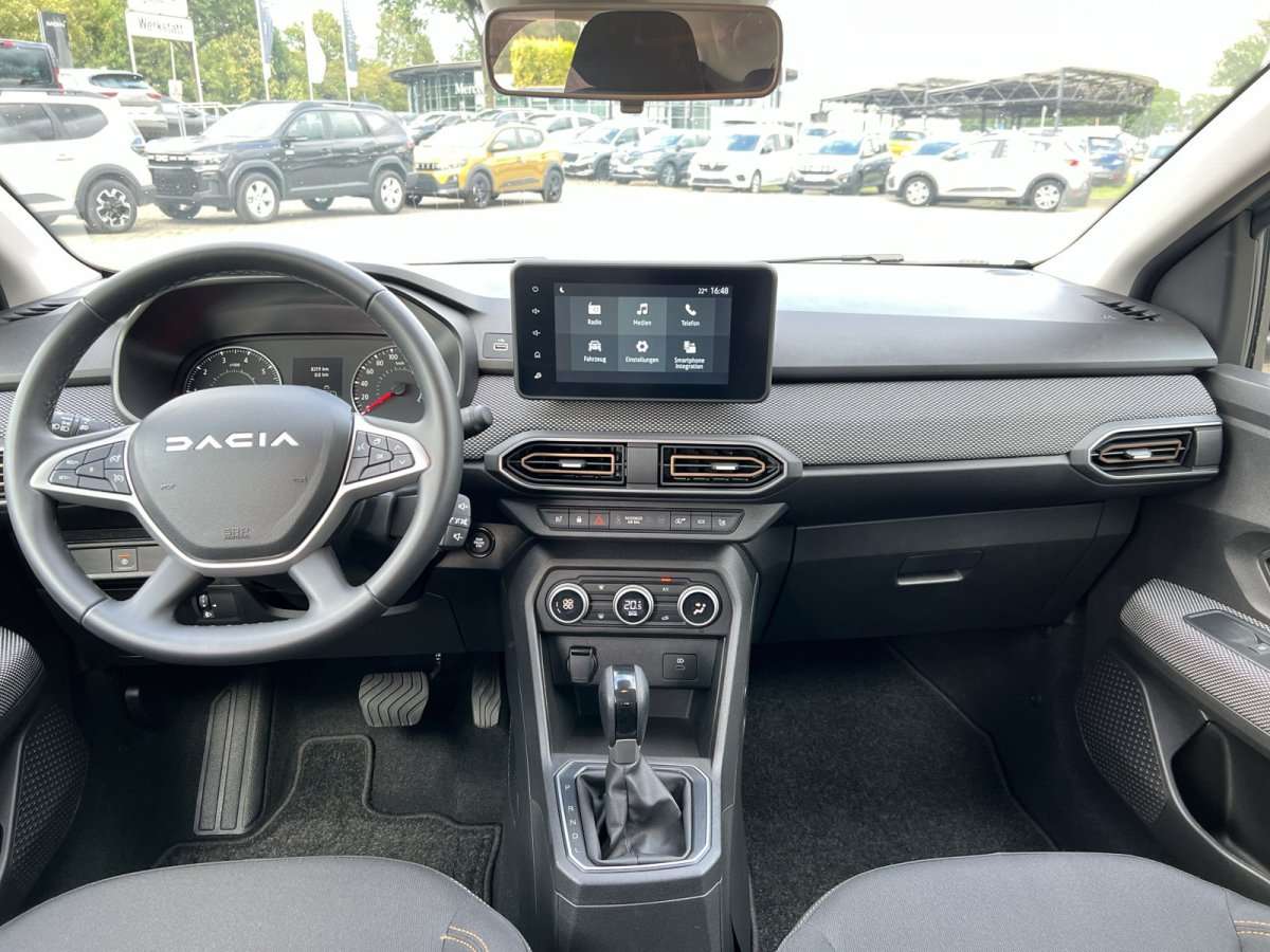 Fahrzeugbild eines Dacia Sandero
