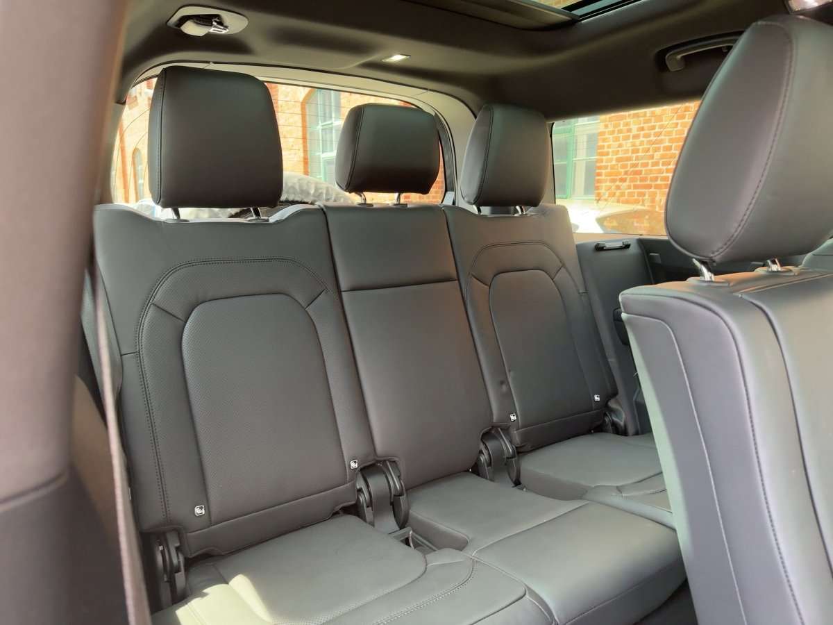 Fahrzeugbild eines Land Rover Defender