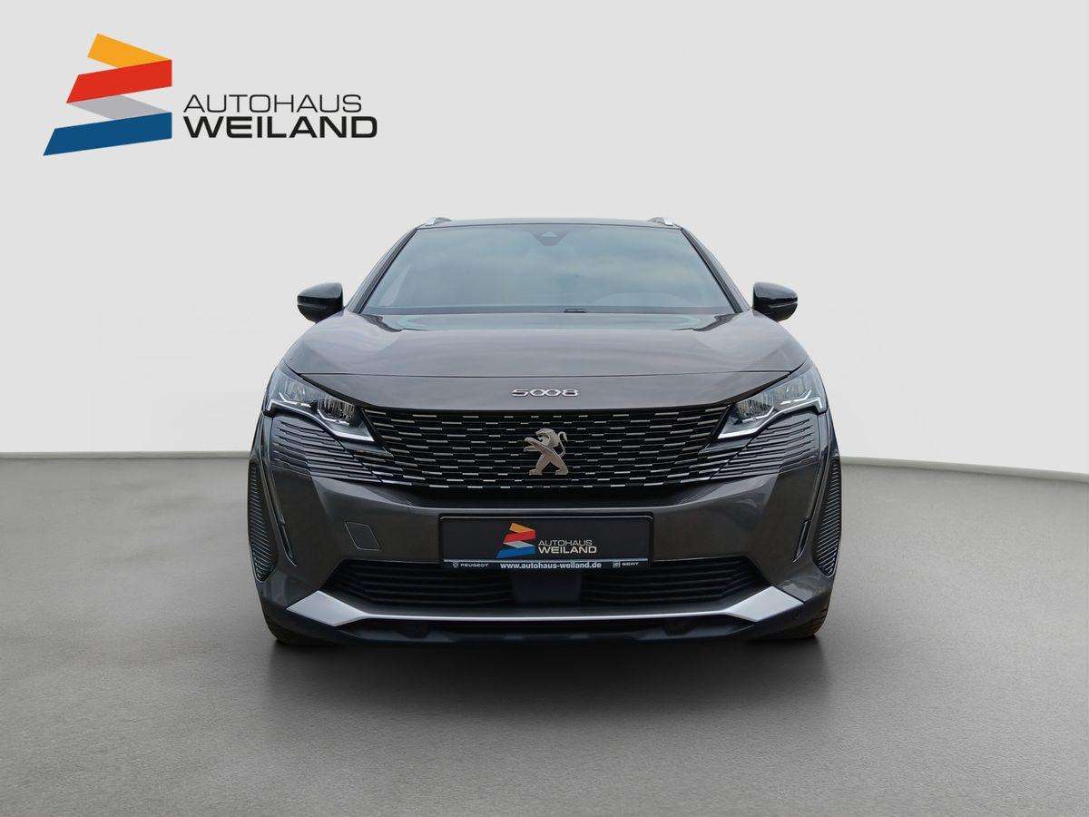 Fahrzeugbild eines Peugeot 5008