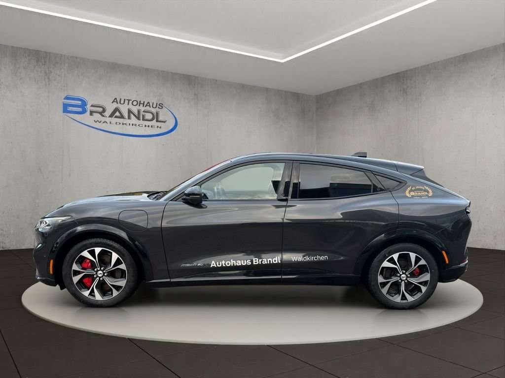 Fahrzeugbild eines Ford Mustang Mach-E