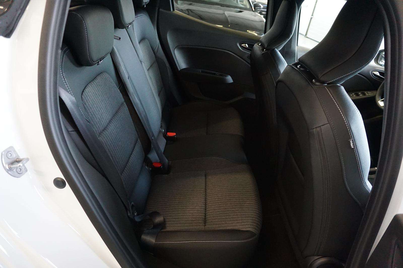 Fahrzeugbild eines Mitsubishi Colt