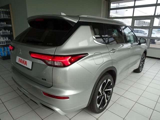 Fahrzeugbild eines Mitsubishi Outlander