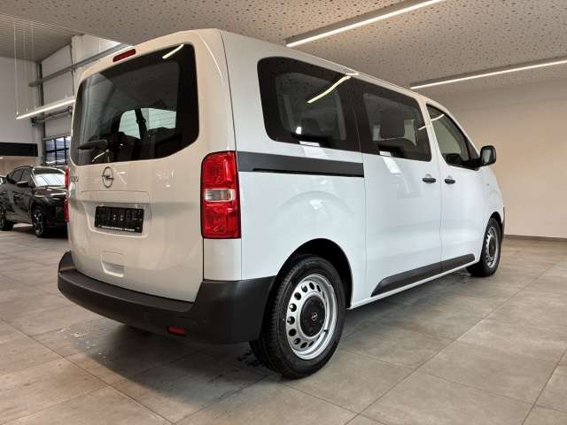 Fahrzeugbild eines Opel Vivaro