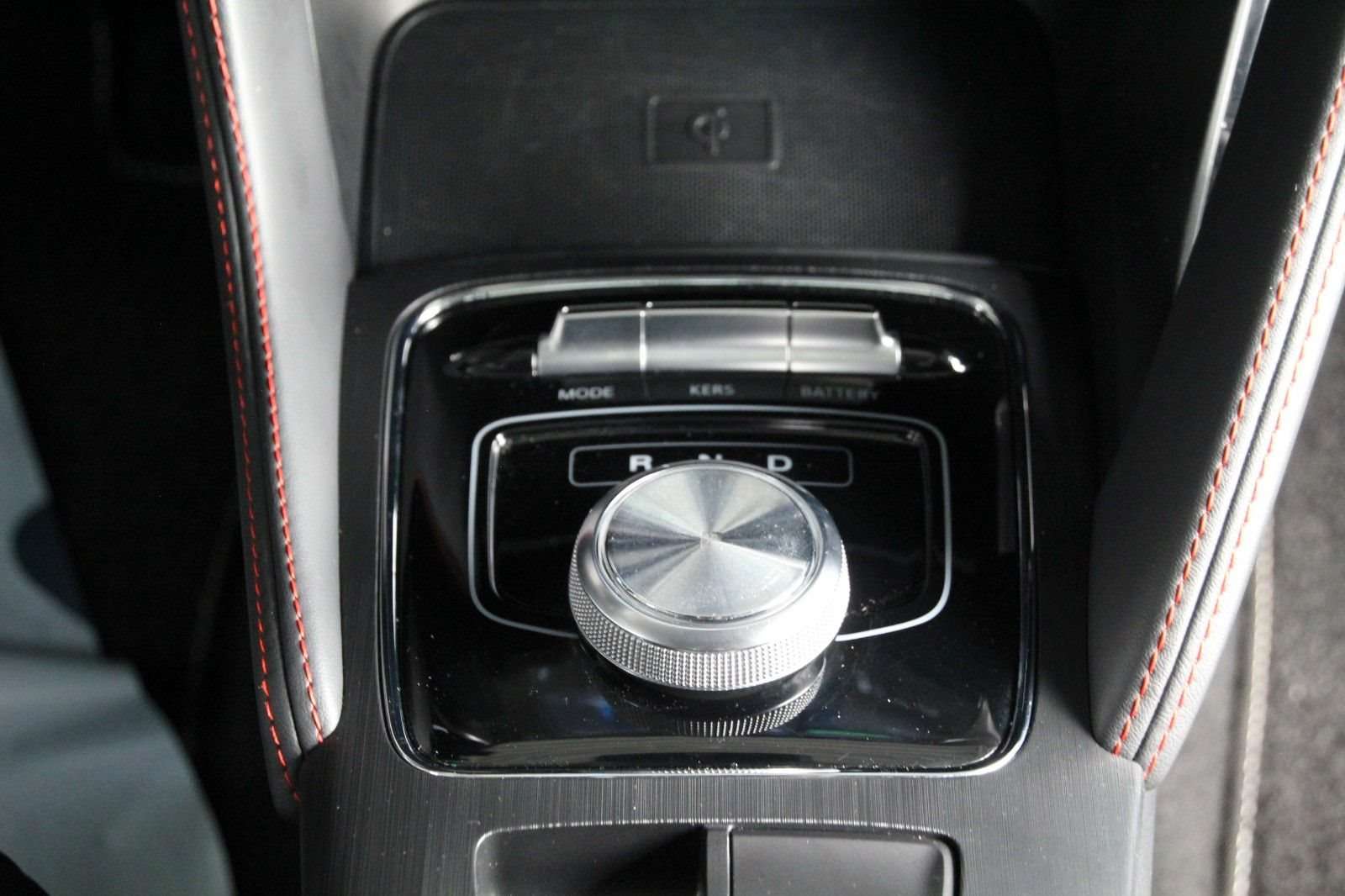 Fahrzeugbild eines MG ZS