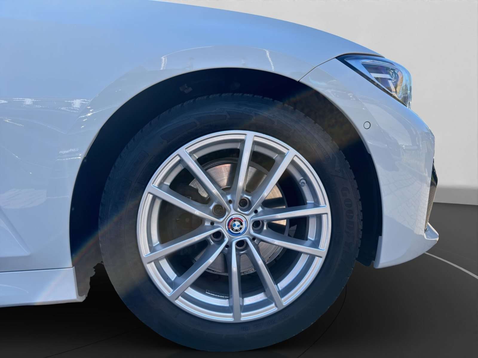 Fahrzeugbild eines BMW 3er-Reihe