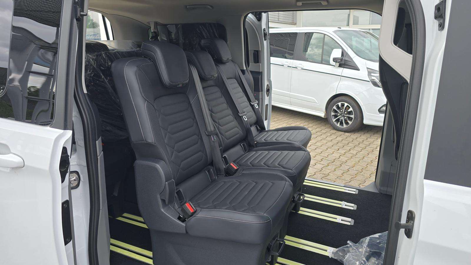 Fahrzeugbild eines Ford Tourneo Custom