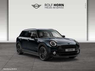 Schräge Frontansicht auf einen MINI MINI , freigestellt
