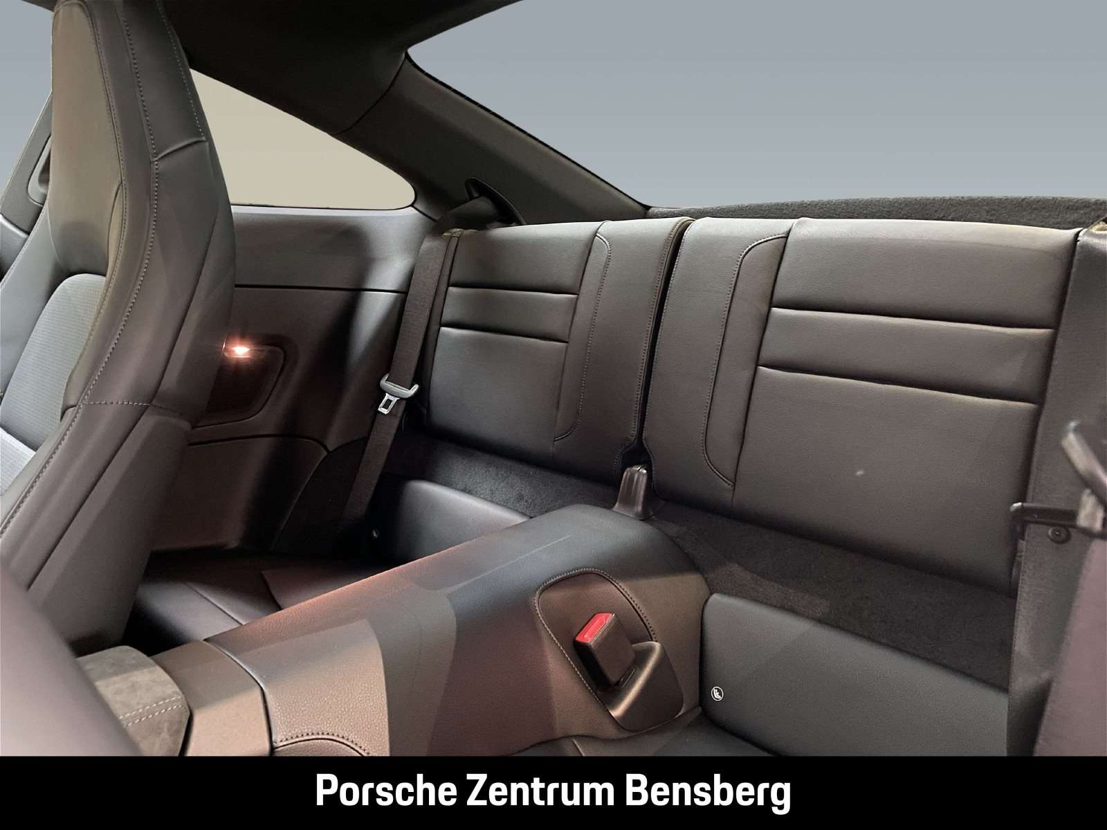 Fahrzeugbild eines Porsche 911