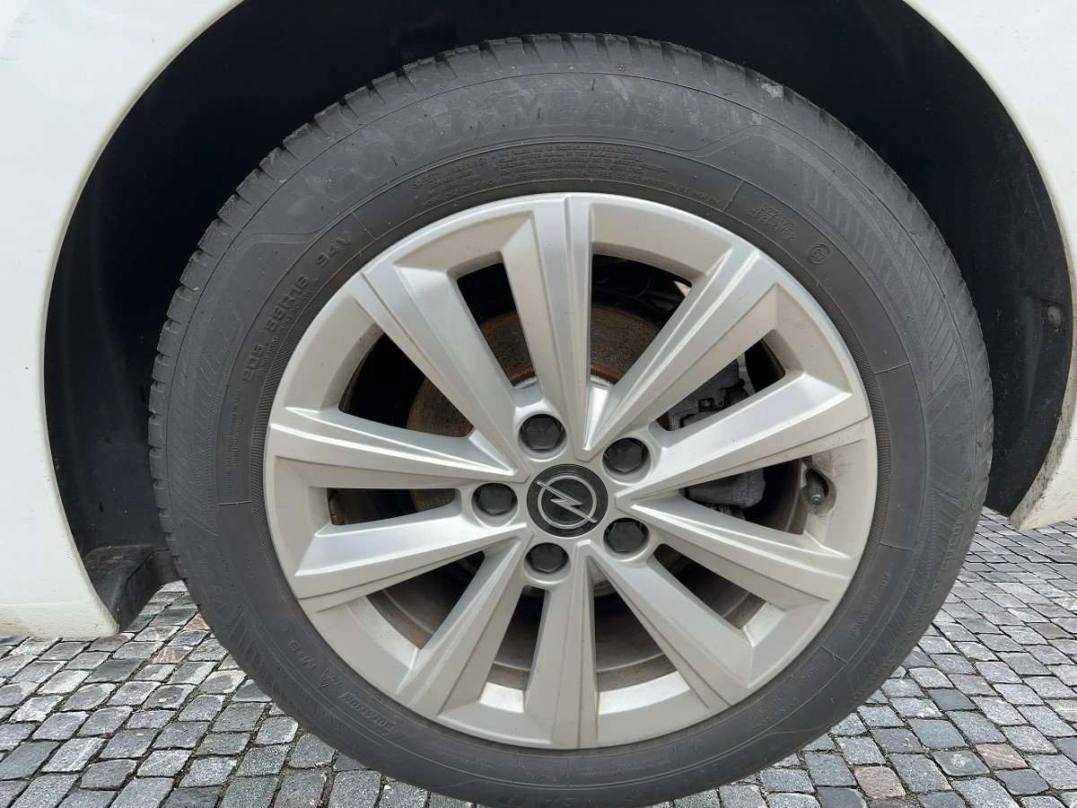 Fahrzeugbild eines Opel Astra