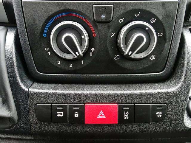 Fahrzeugbild eines Opel Movano