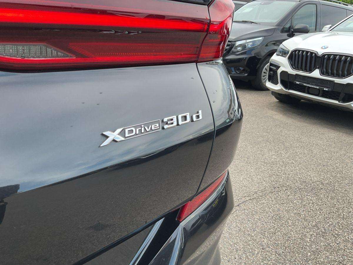 Fahrzeugbild eines BMW X6
