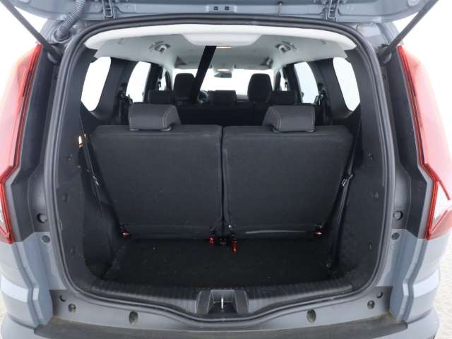 Fahrzeugbild eines Dacia Jogger