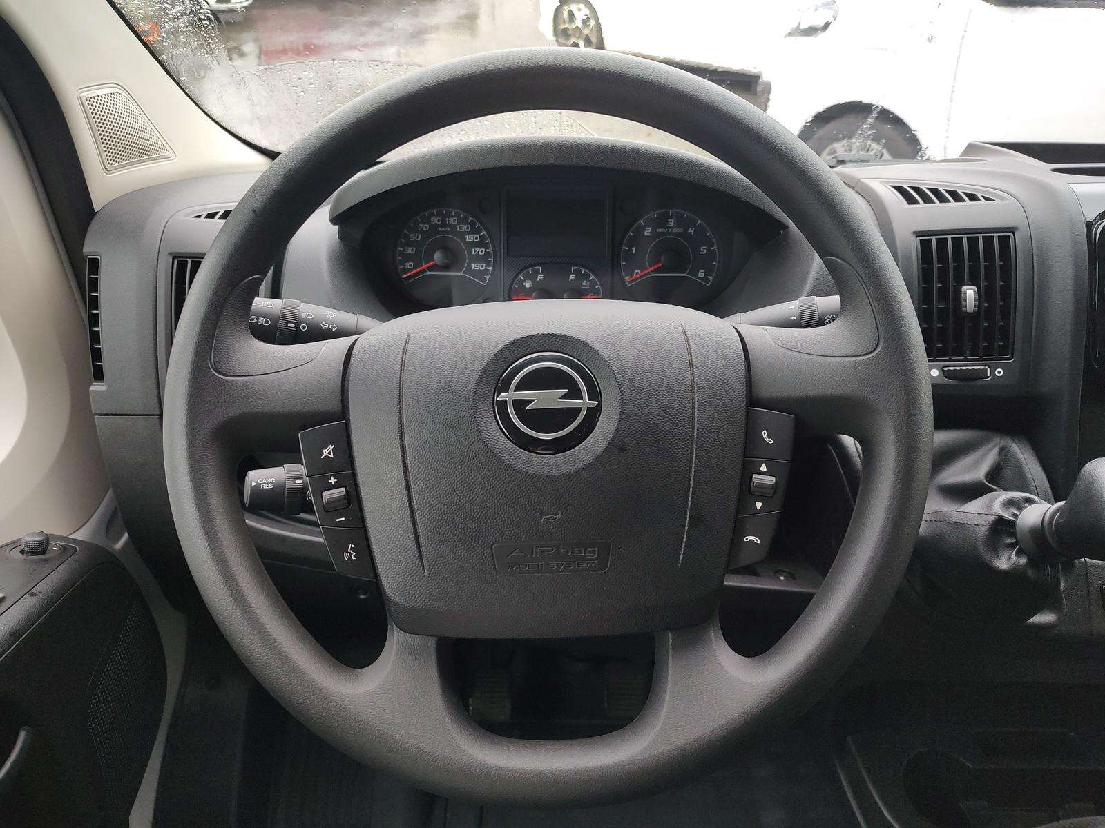 Fahrzeugbild eines Opel Movano