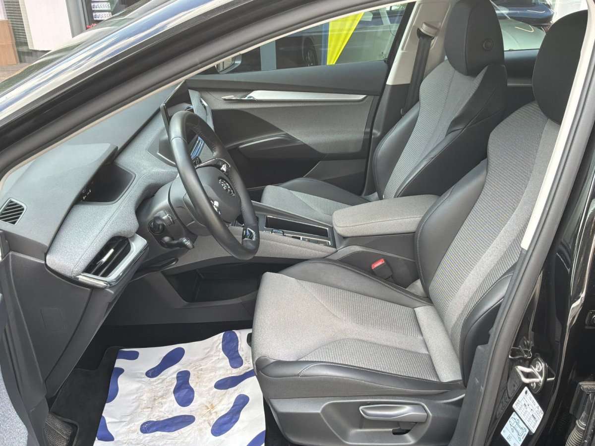 Fahrzeugbild eines Skoda ENYAQ