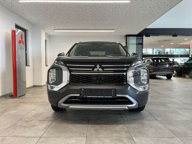 Fahrzeugbild eines Mitsubishi Outlander