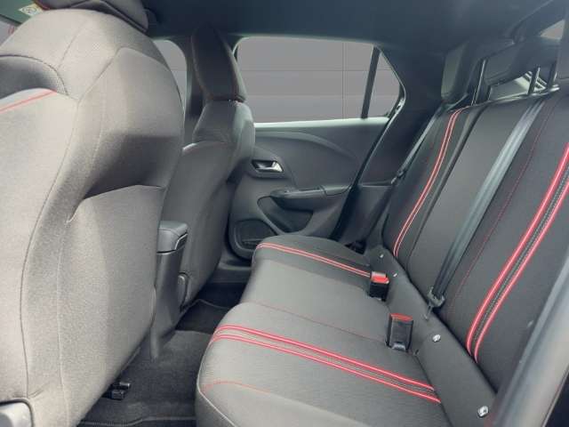 Fahrzeugbild eines Opel Corsa
