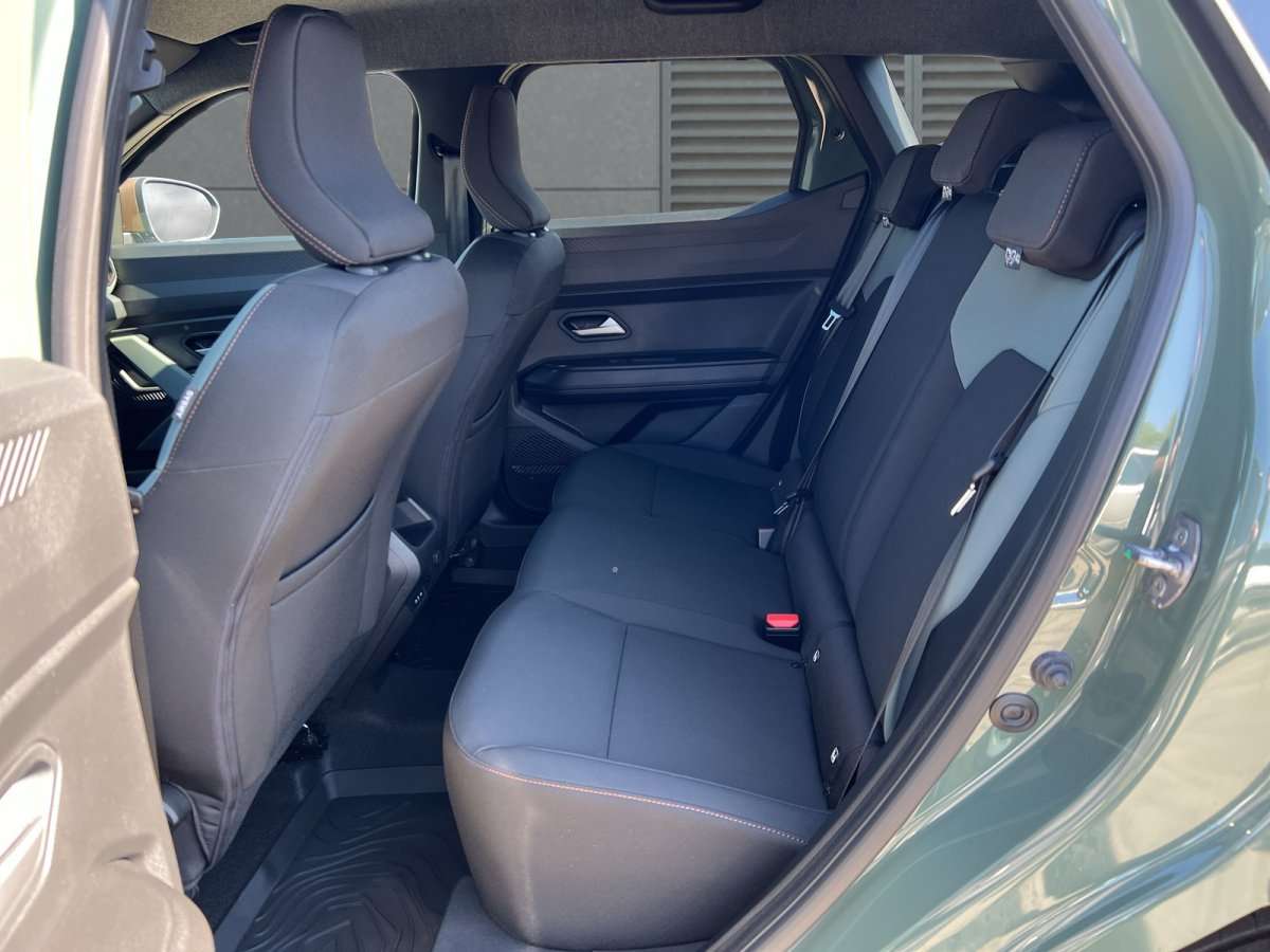 Fahrzeugbild eines Dacia Duster