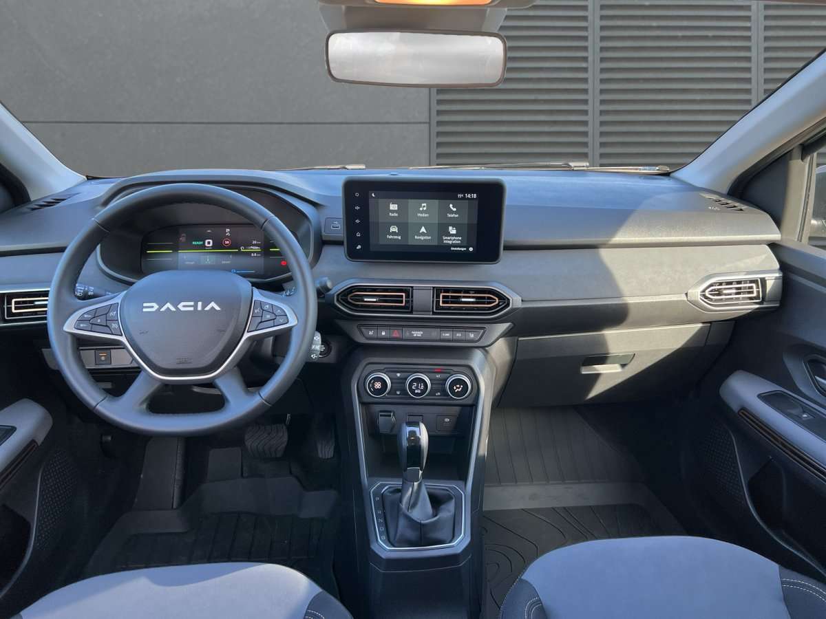 Fahrzeugbild eines Dacia Jogger