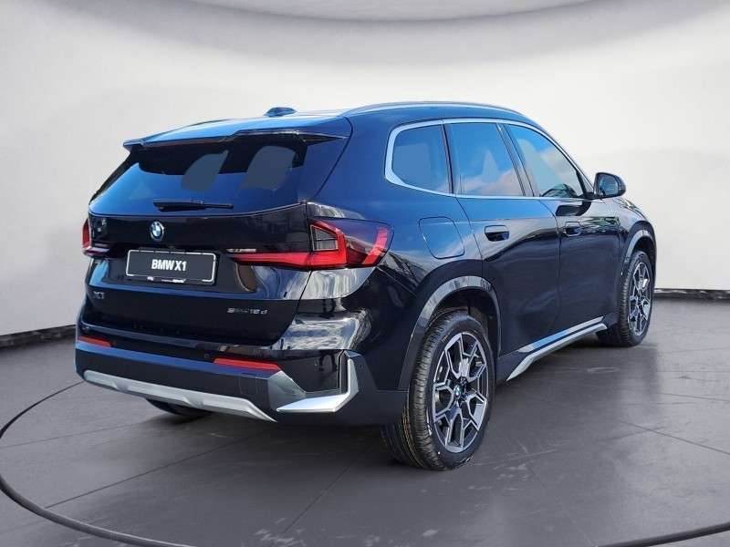 Fahrzeugbild eines BMW X1