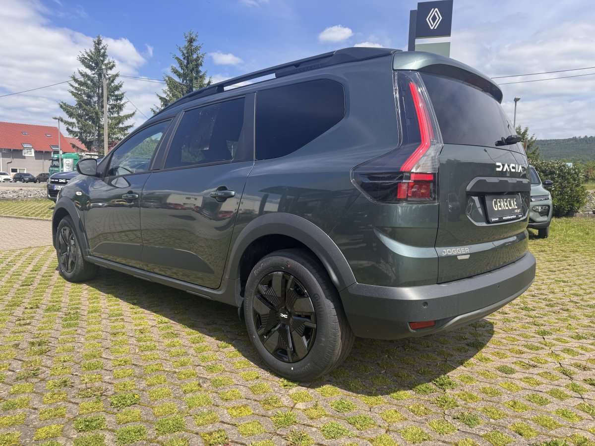 Fahrzeugbild eines Dacia Jogger