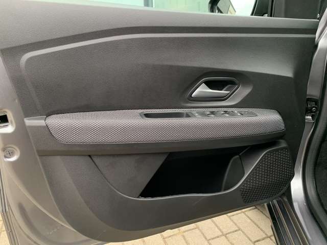 Fahrzeugbild eines Dacia Jogger