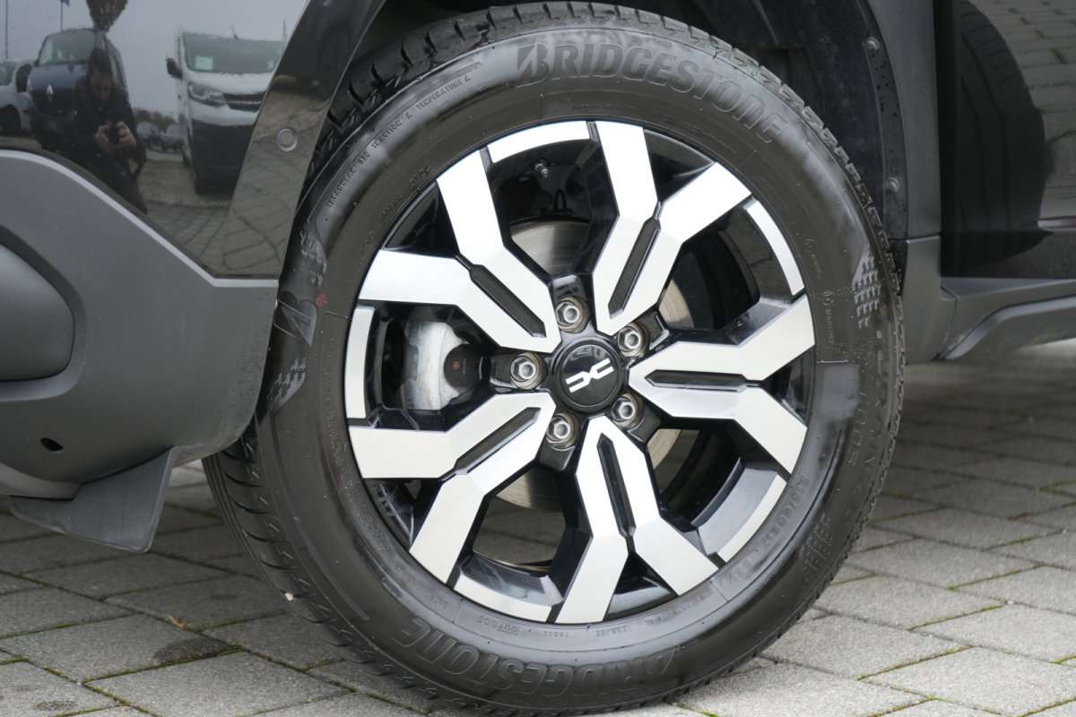 Fahrzeugbild eines Dacia Duster