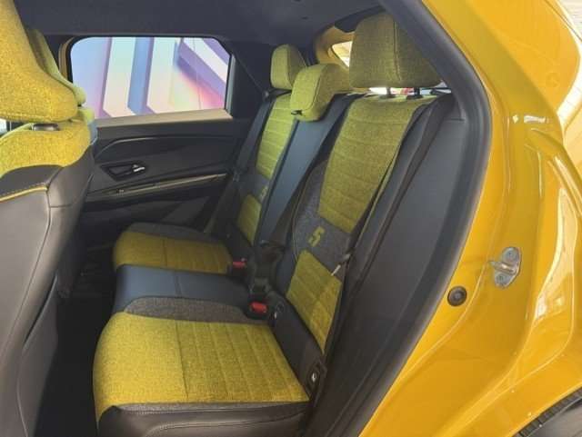 Fahrzeugbild eines Renault 5 E-TECH