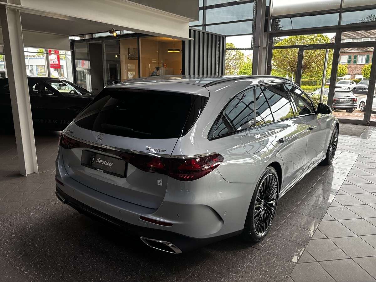 Fahrzeugbild eines Mercedes-Benz E-Klasse