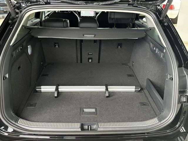 Fahrzeugbild eines Skoda Superb