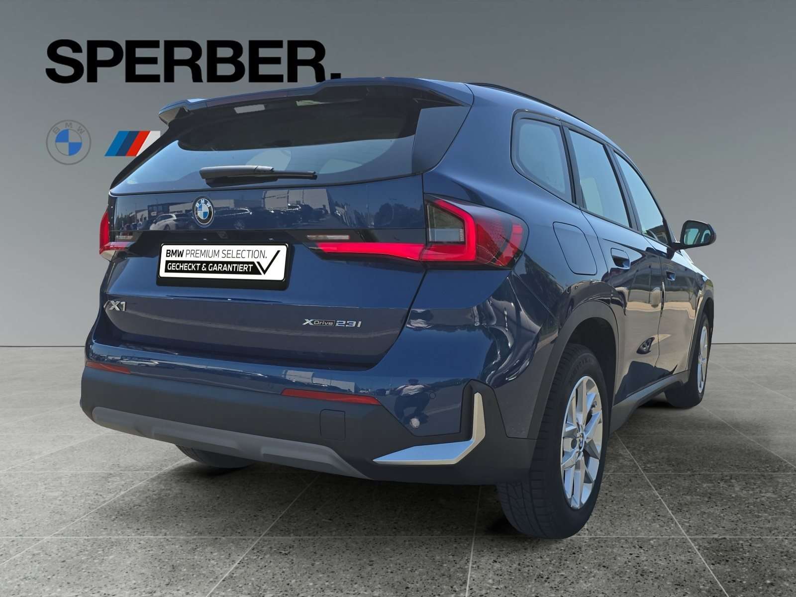 Fahrzeugbild eines BMW X1