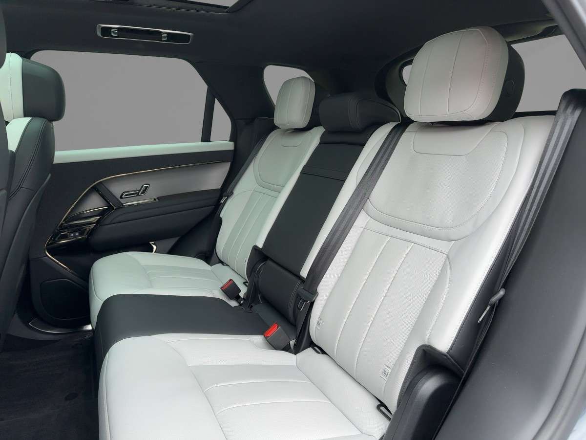 Fahrzeugbild eines Land Rover Range Rover Sport