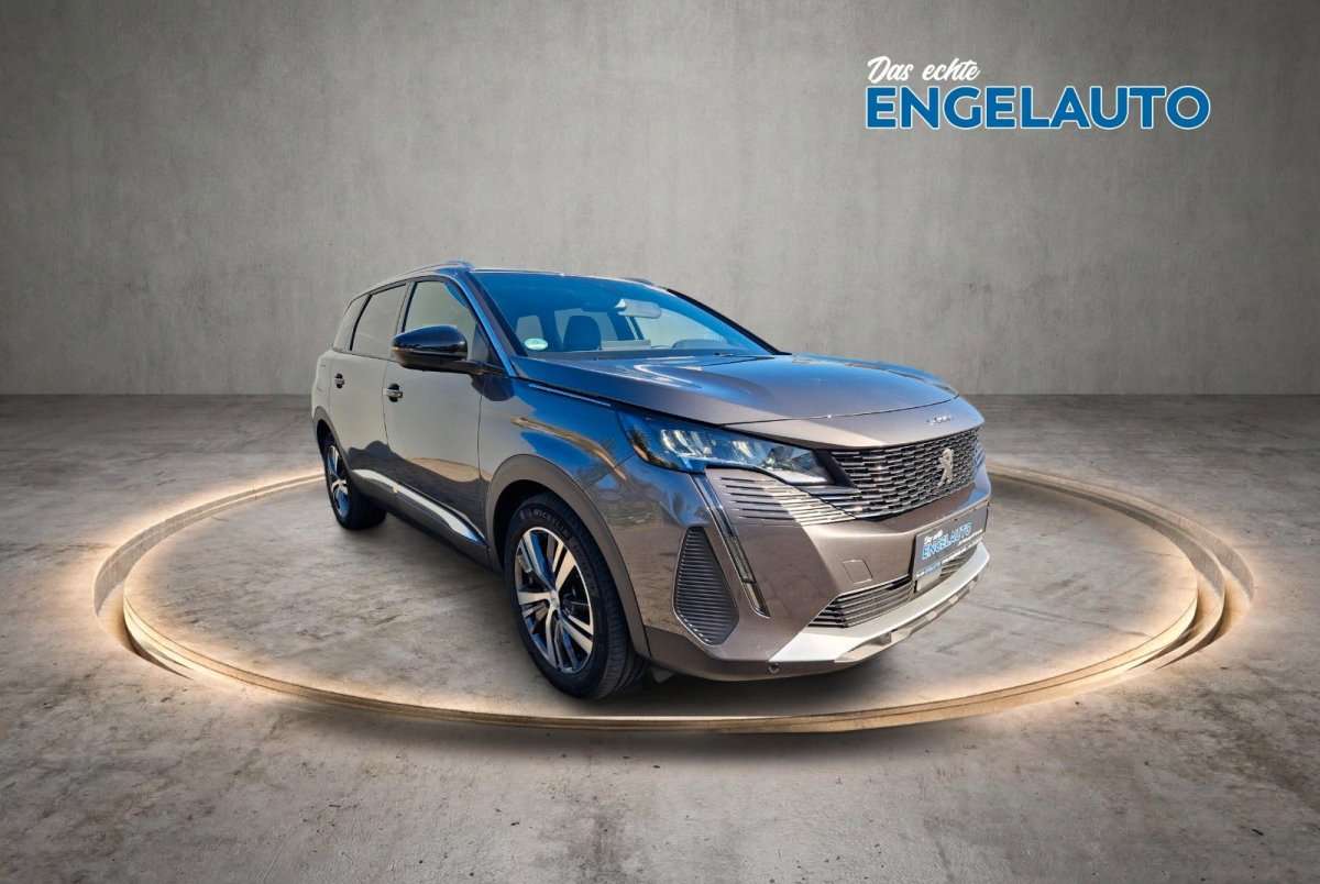 Fahrzeugbild eines Peugeot 5008